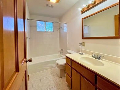 Beautiful riverfront property featuring a spacious 3-bedroom - photo 14