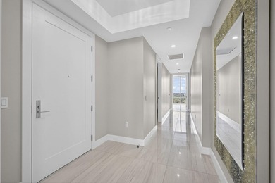 Welcome to this exceptional 3-bedroom, 3.5-bathroom waterfront - photo 4