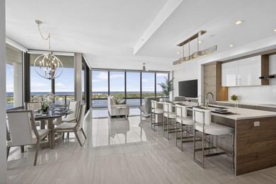 Welcome to this exceptional 3-bedroom, 3.5-bathroom waterfront - photo 5