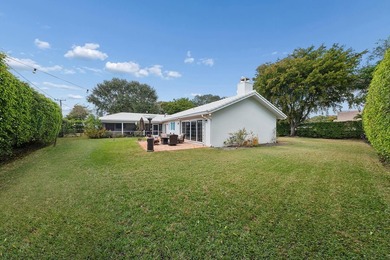 Nestled on a quiet cul-de-sac in the highly coveted Lake Ida - photo 27