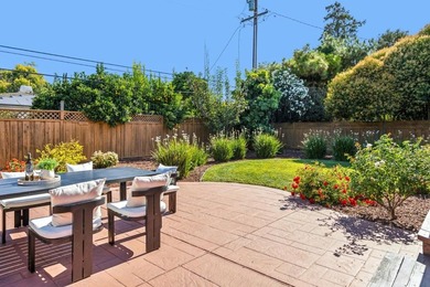 Welcome to 18548 Paseo Tierra in Saratoga, a stunning executive - photo 35