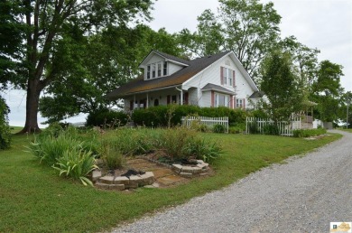 Barren River Lake Home For Sale in Glasgow Kentucky