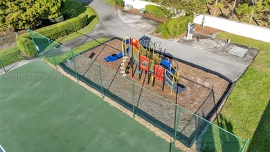 MUST SEE! Beautiful Custom-Built Home in the Renaissance - photo 17