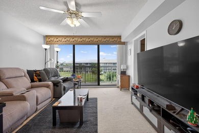 CHARMING AND SPACIOUS 2/2 PENTHOUSE UNIT WITH 2 OPEN BALCONIES - photo 9