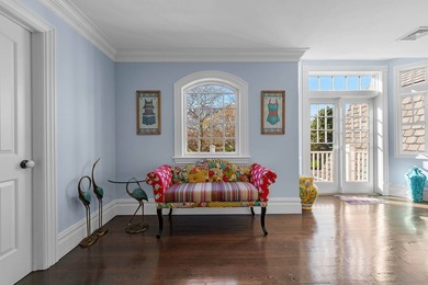 Discover the beauty of Lake Montauk from this impressive - photo 32