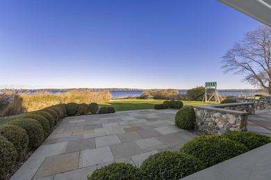 Discover the beauty of Lake Montauk from this impressive - photo 36