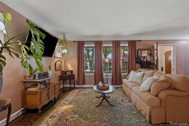 Classic Tudor charm meets modern updates in this 3-bedroom, 1 - photo 6