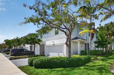 Beautifully upgraded 4BR / 2.5BA corner unit featuring an - photo 1
