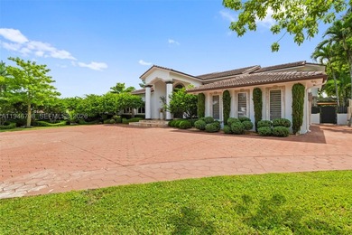 Stunning two-story estate in Miami on nearly an acre, featuring - photo 4