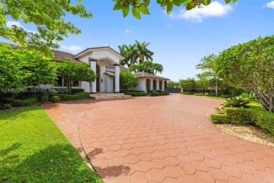 Stunning two-story estate in Miami on nearly an acre, featuring - photo 5