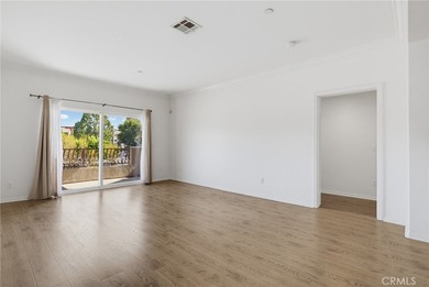 Welcome to this spacious 3-bedroom, 2.5-bath corner-unit - photo 5