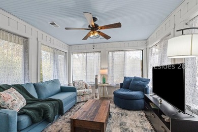 This beautifully updated residence offers laminate wood flooring - photo 14