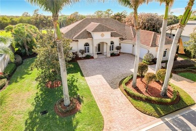 Hobe Sound Golf Club *Hidden Gem* on 8th Fairway. Rare 4BR/4BA - photo 15