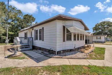 Davis Lake Home For Sale in Inverness Florida