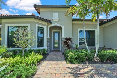 Stunning 4 bedroom/ 3.5 bath on .42 acres in the gated community - photo 2