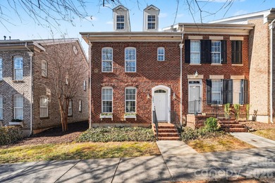 Lake Norman Townhome/Townhouse For Sale in Mooresville North Carolina