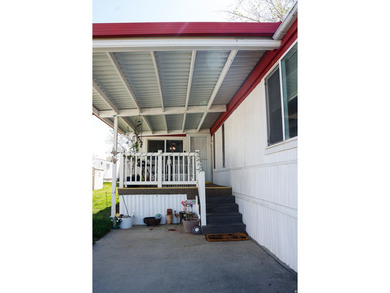 Rare find in this highly sought after Monte Vista community - photo 6