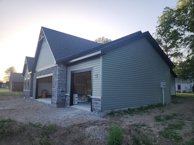 Custom-built new construction ranch home offering 1,990 sq. ft - photo 2