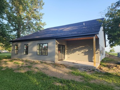 Custom-built new construction ranch home offering 1,990 sq. ft - photo 3