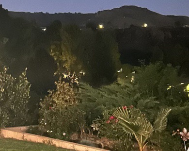 Come see this beautiful home, with incredible city and mountain - photo 28