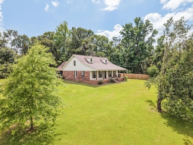 Country Living on +/-18 Acres - Beautiful Farmhouse, Privacy & - photo 3