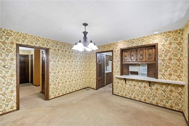 Welcome to 411 Marina Road! This 4 bedroom, 3 full bath, 1 half - photo 8