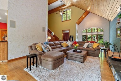 LOCATION, LOCATION, LOCATION. Experience Northern living at its - photo 5