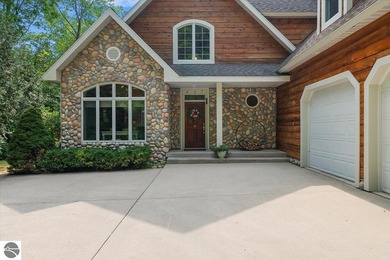 LOCATION, LOCATION, LOCATION. Experience Northern living at its - photo 8