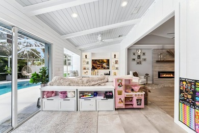 Welcome to this beautifully updated 4-bedroom, 3-bathroom home - photo 17