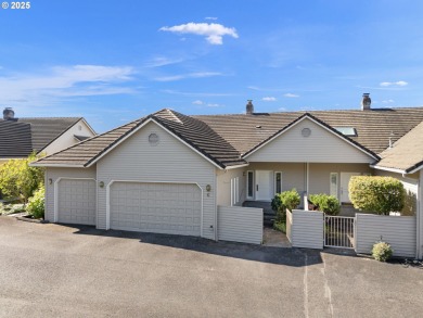Lake Condo For Sale in Vancouver, Washington