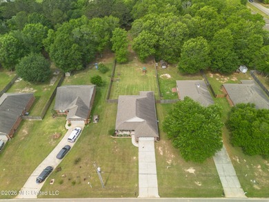 Welcome to your next chapter in Gulfport. This beautifully - photo 2