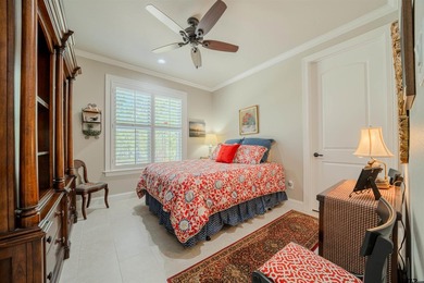 Stunning waterfront custom home in prestigious Royal Oaks - photo 32
