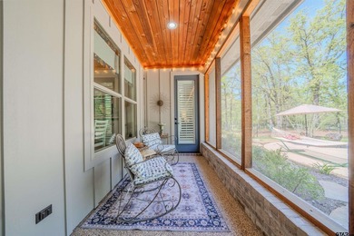 Stunning waterfront custom home in prestigious Royal Oaks - photo 44