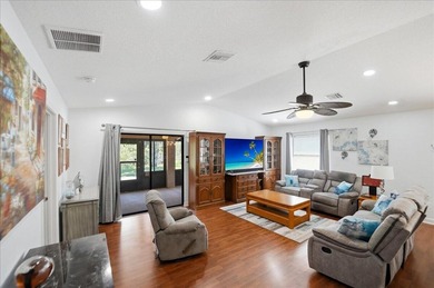 RARE Find! 3 Bedrooms/2 Baths! Spacious living area for you and - photo 10