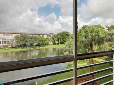 (private lake, pond, creek) Condo For Sale in Coconut Creek Florida