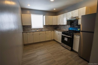 Here is a rare opportunity to own a well-cared for duplex - photo 7