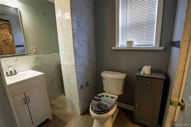 Here is a rare opportunity to own a well-cared for duplex - photo 10