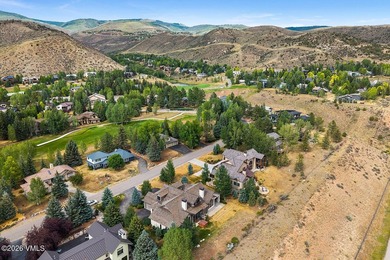 Welcome to an exceptional mountain retreat in Singletree, where - photo 43