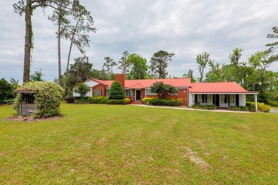 Banks Lake Home For Sale in Lakeland Georgia