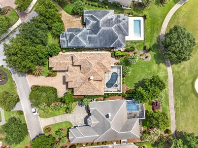 Luxury 4BR/4BA golf course home with lake views in the gated - photo 12