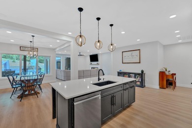 Stunning 2023 Four-Bedroom Property with Exceptional Amenities - photo 14