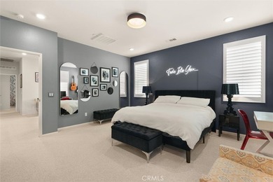Welcome to 112 Homestead Rd, a beautifully upgraded paired home - photo 20