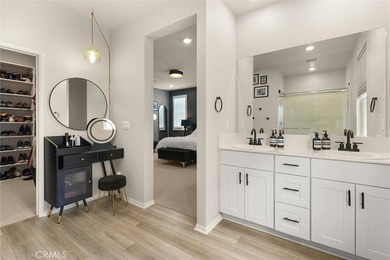 Welcome to 112 Homestead Rd, a beautifully upgraded paired home - photo 24