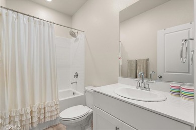 Welcome to 112 Homestead Rd, a beautifully upgraded paired home - photo 31