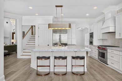 Luxury 4BR/4BA golf course home with lake views in the gated - photo 34
