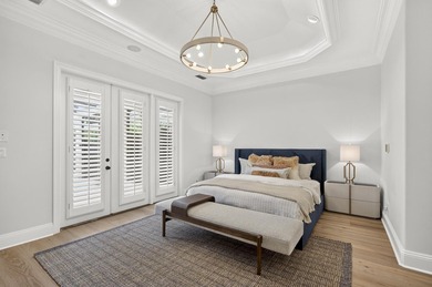 Luxury 4BR/4BA golf course home with lake views in the gated - photo 35