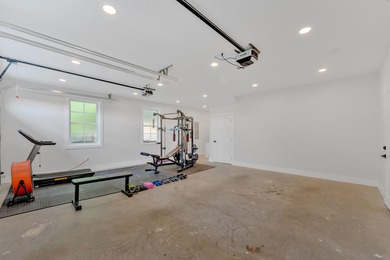 Stunning 2023 Four-Bedroom Property with Exceptional Amenities - photo 36