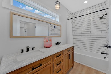 Stunning 2023 Four-Bedroom Property with Exceptional Amenities - photo 40