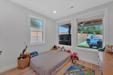 Stunning 2023 Four-Bedroom Property with Exceptional Amenities - photo 46