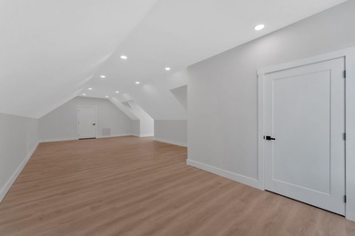 Stunning 2023 Four-Bedroom Property with Exceptional Amenities - photo 52